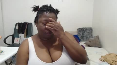 TrueBella30 online show from 01/19/25, 04:12