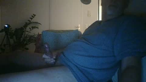 Snapshot of trukturk chatting on 07/25/26, 10:51 trukturk online show from 07/25/26, 10:51