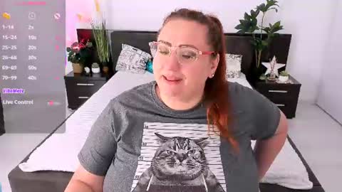 Snapshot of truly_goddess chatting on 07/31/26, 10:03 Adelle online show from 07/31/26, 10:03