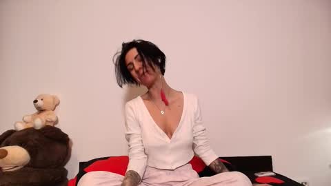Judith online show from 02/16/25, 03:59