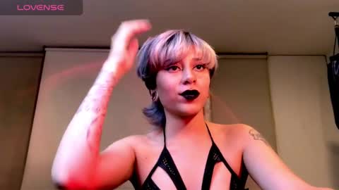 Snapshot of tryp666 chatting on 02/26/25, 08:15 Cait online show from 02/26/25, 08:15