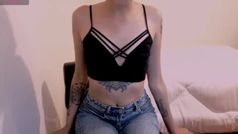 Snapshot of tryp666 chatting on 09/09/25, 02:00 Cait online show from 09/09/25, 02:00