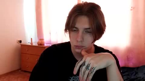 Emilum online show from 02/02/25, 04:37