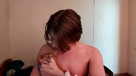 Emilum online show from 02/20/25, 07:23