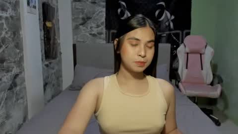 Snapshot of ts_barbie28 chatting on 12/19/24, 11:18 KC online show from 12/19/24, 11:18