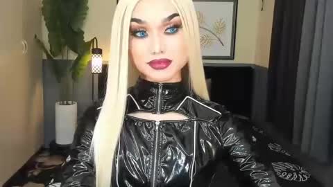 Saskia online show from 01/20/25, 03:28