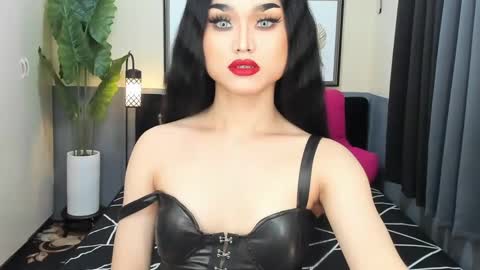 Saskia online show from 01/30/25, 01:42