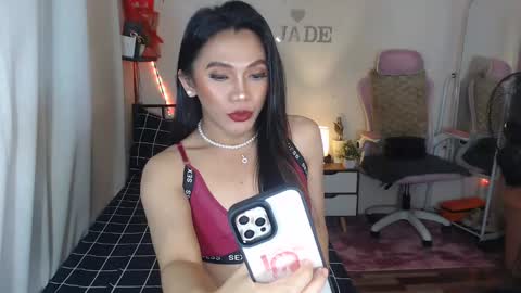 Jade online show from 01/11/25, 01:16