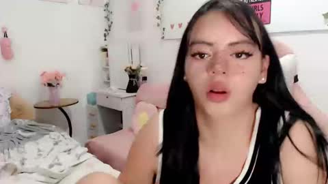 Snapshot of ts_vexana chatting on 02/19/26, 06:53 Dhalia online show from 02/19/26, 06:53