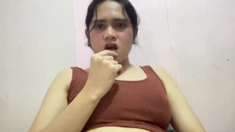 Snapshot of tsbella_powercock chatting on 12/04/25, 05:32 Bella Tralala online show from 12/04/25, 05:32