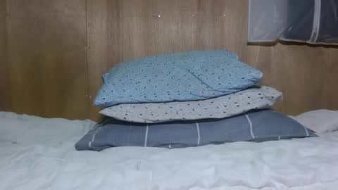 Snapshot of tsbigmama chatting on 11/13/25, 05:28 tsbigmama online show from 11/13/25, 05:28