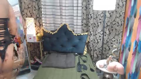 brianna online show from 02/05/25, 01:33