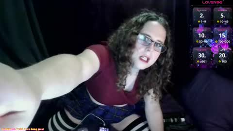 Snapshot of tsemilym chatting on 07/19/26, 08:56 tsemilym online show from 07/19/26, 08:56
