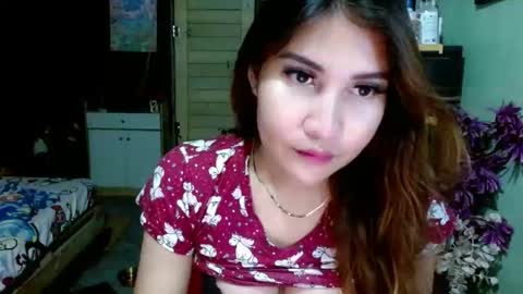 SHENA  online show from 03/18/26, 01:53