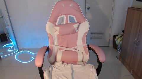 tsgilian_exoticbeauty online show from 12/30/24, 12:11