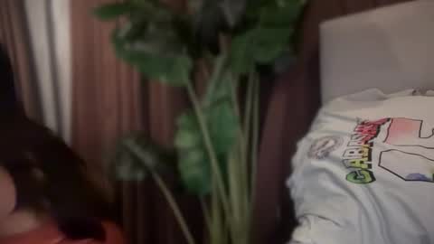 Valeria online show from 11/24/25, 07:41