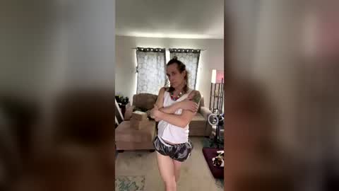 tsgoddessleora online show from 07/03/26, 07:53