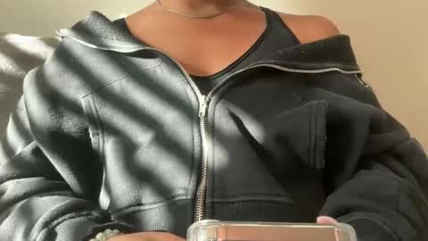 tsj777 online show from 11/18/25, 08:13