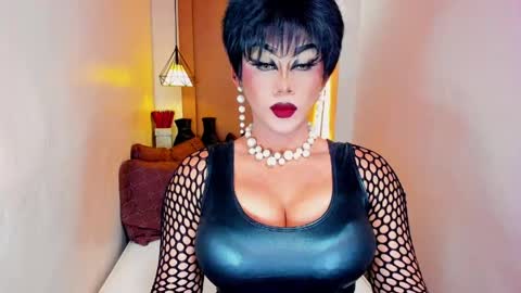 Nicoleeee online show from 04/16/26, 05:36