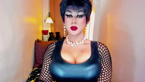 Nicoleeee online show from 04/18/26, 09:15