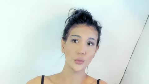 MA NI KA online show from 12/25/24, 07:45