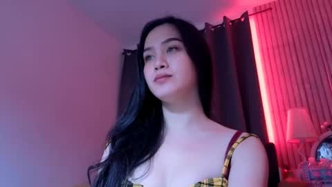 Snapshot of tsnathaliasilvana chatting on 01/06/26, 02:26 Bella Ratbu online show from 01/06/26, 02:26