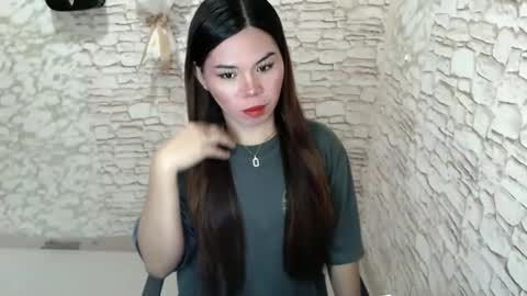 Snapshot of tsnovy chatting on 11/23/25, 01:22 tsnovy online show from 11/23/25, 01:22