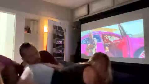 Mr Gray Sweatpants online show from 04/29/26, 02:59