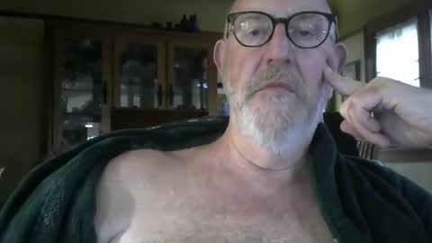 Snapshot of tsteach50 chatting on 11/03/25, 09:27 tsteach50 online show from 11/03/25, 09:27