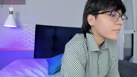 Snapshot of tsuki_maru chatting on 09/29/25, 07:08 Maru online show from 09/29/25, 07:08