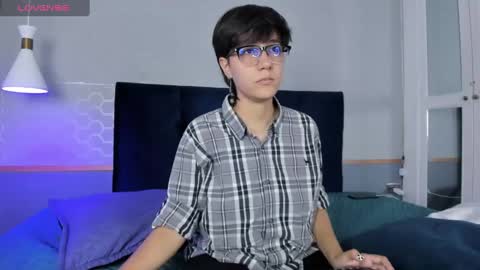 Snapshot of tsuki_maru chatting on 09/30/25, 12:32 Maru online show from 09/30/25, 12:32