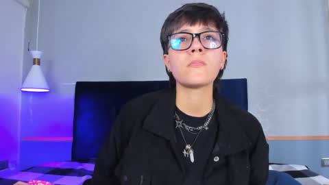 Maru online show from 12/15/25, 04:06