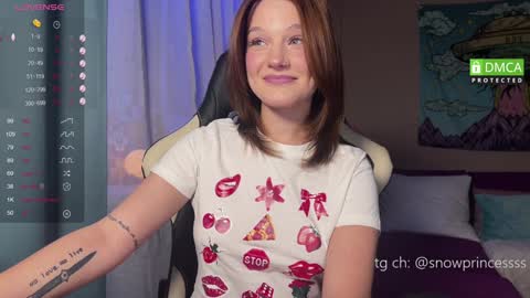 Snapshot of tsukuemi_no_mikoto chatting on 12/08/24, 02:39 Sonya on vacation until online show from 12/08/24, 02:39