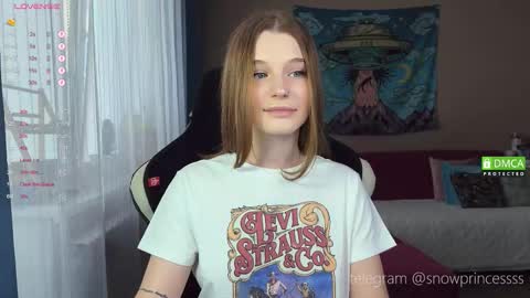 Snapshot of tsukuemi_no_mikoto chatting on 09/26/25, 02:48 Sonya on vacation until online show from 09/26/25, 02:48