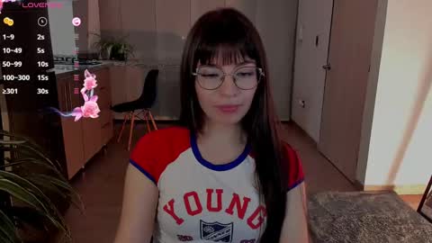 Snapshot of tsukys_spell chatting on 01/11/25, 02:41 Tsuky online show from 01/11/25, 02:41