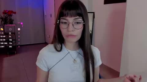 Snapshot of tsukys_spell chatting on 02/19/25, 02:33 Tsuky online show from 02/19/25, 02:33