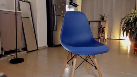 Snapshot of tsukys_spell chatting on 10/31/25, 12:33 Tsuky online show from 10/31/25, 12:33