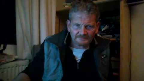 Snapshot of ttb2769 chatting on 12/08/24, 05:33 ttb2769 online show from 12/08/24, 05:33