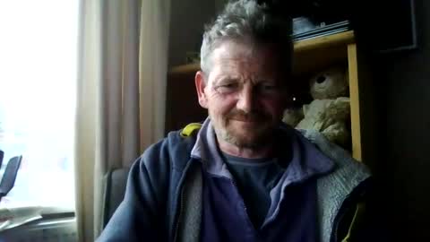 Snapshot of ttb2769 chatting on 12/18/24, 01:23 ttb2769 online show from 12/18/24, 01:23