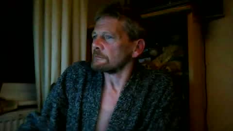 Snapshot of ttb2769 chatting on 12/20/24, 06:50 ttb2769 online show from 12/20/24, 06:50