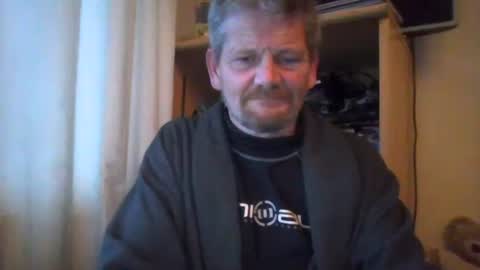 Snapshot of ttb2769 chatting on 01/08/25, 08:16 ttb2769 online show from 01/08/25, 08:16