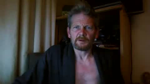 Snapshot of ttb2769 chatting on 01/15/25, 07:26 ttb2769 online show from 01/15/25, 07:26