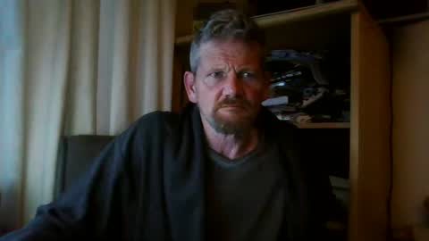 Snapshot of ttb2769 chatting on 03/05/25, 06:44 ttb2769 online show from 03/05/25, 06:44