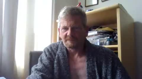 Snapshot of ttb2769 chatting on 09/14/25, 07:51 ttb2769 online show from 09/14/25, 07:51