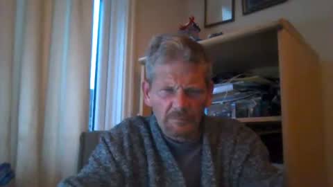 Snapshot of ttb2769 chatting on 09/16/25, 05:41 ttb2769 online show from 09/16/25, 05:41