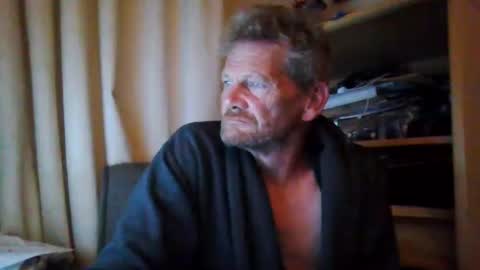 Snapshot of ttb2769 chatting on 10/04/25, 04:32 ttb2769 online show from 10/04/25, 04:32