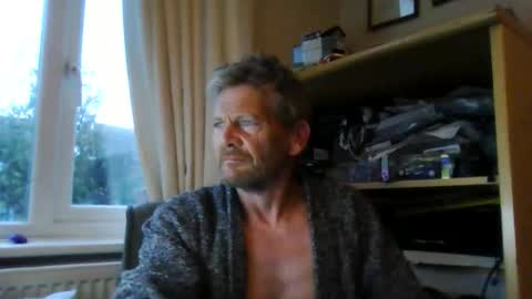 Snapshot of ttb2769 chatting on 10/18/25, 06:48 ttb2769 online show from 10/18/25, 06:48