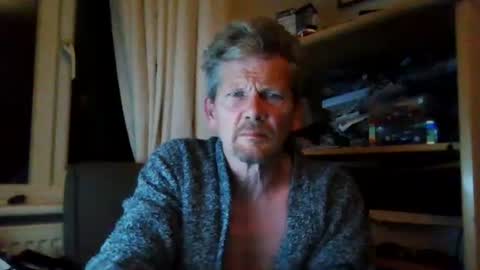 Snapshot of ttb2769 chatting on 10/21/25, 04:57 ttb2769 online show from 10/21/25, 04:57