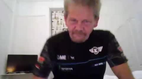 Snapshot of ttb2769 chatting on 10/22/25, 05:19 ttb2769 online show from 10/22/25, 05:19