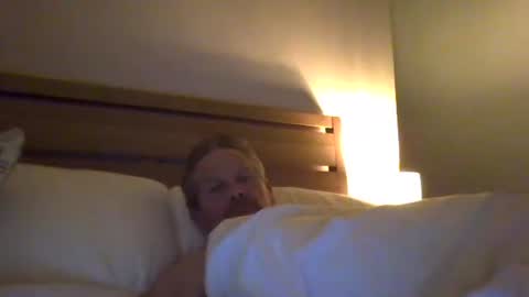 Snapshot of ttb2769 chatting on 10/23/25, 11:24 ttb2769 online show from 10/23/25, 11:24